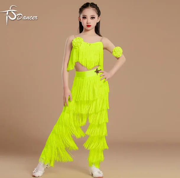 yesNew LatinDance Performance  - Outdoor Sports Hall ulasan dan harga
